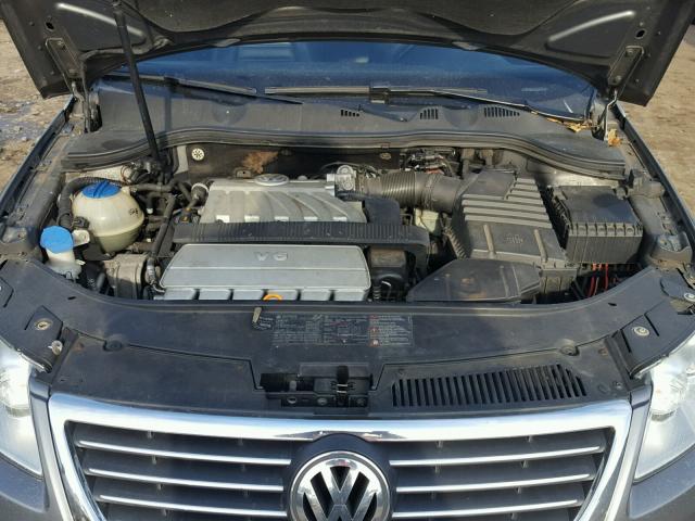 WVWCU93C66P091982 - 2006 VOLKSWAGEN PASSAT 3.6 GRAY photo 7