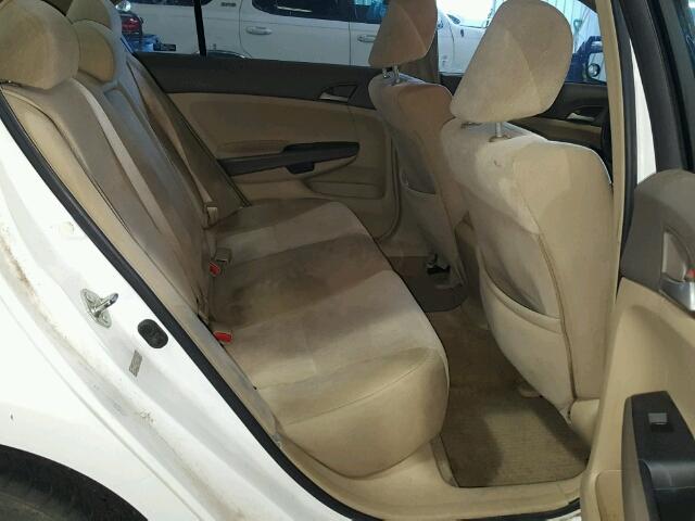 1HGCP26408A034445 - 2008 HONDA ACCORD LXP WHITE photo 6