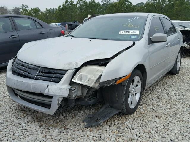 3FAFP07Z46R128976 - 2006 FORD FUSION SE SILVER photo 2