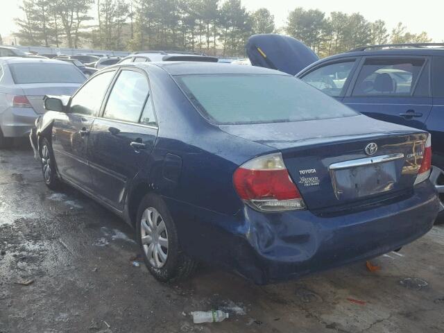 4T1BE32K85U092285 - 2005 TOYOTA CAMRY LE BLUE photo 3