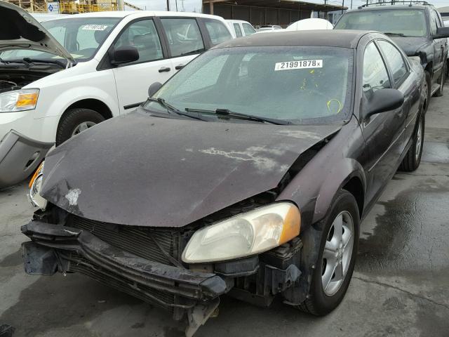 1B3EL36R54N265429 - 2004 DODGE STRATUS SE PURPLE photo 2