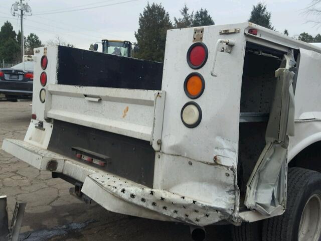 1GBJK34D66E186950 - 2006 CHEVROLET SILVERADO WHITE photo 9