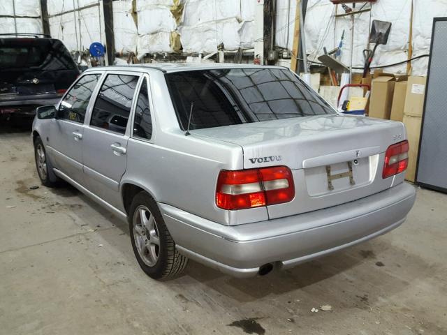 YV1LS55A6X2611925 - 1999 VOLVO S70 SILVER photo 3