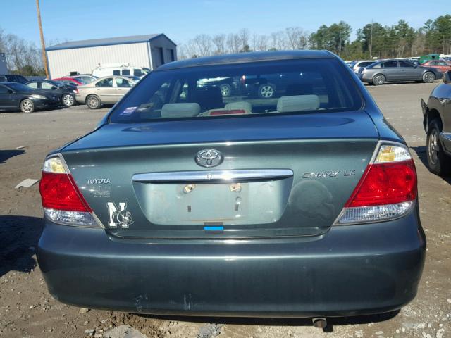 4T1BE32K55U418950 - 2005 TOYOTA CAMRY LE GREEN photo 9