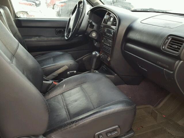 JN8DR07Y01W518115 - 2001 NISSAN PATHFINDER SILVER photo 5