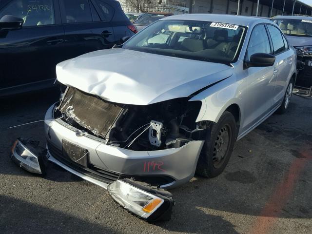 3VW2K7AJ3EM305139 - 2014 VOLKSWAGEN JETTA BASE SILVER photo 2
