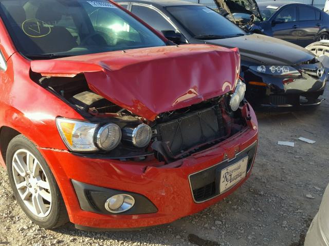 1G1JC5SH8C4226661 - 2012 CHEVROLET SONIC LT RED photo 9