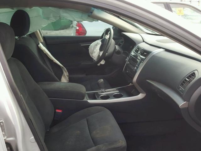 1N4AL3AP8FC189230 - 2015 NISSAN ALTIMA 2.5 ვერცხლისფერი ფოტო 5