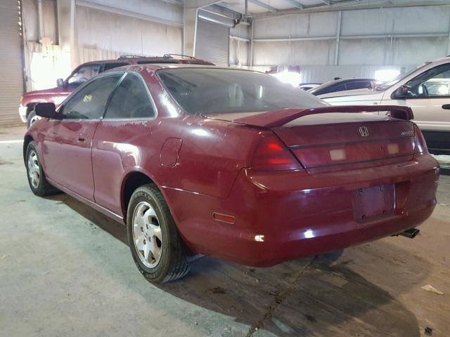 1HGCG3250YA008349 - 2000 HONDA ACCORD EX RED photo 3