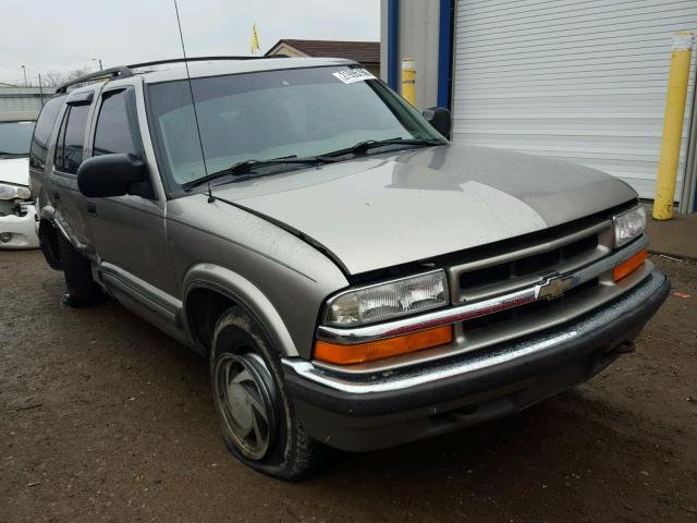 1GNDT13W9Y2186109 - 2000 CHEVROLET BLAZER GOLD photo 1