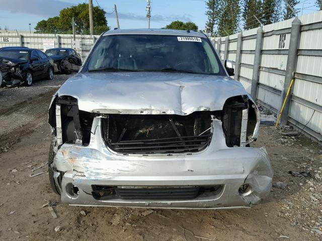 1GKS1KE01ER202590 - 2014 GMC YUKON XL C SILVER photo 9