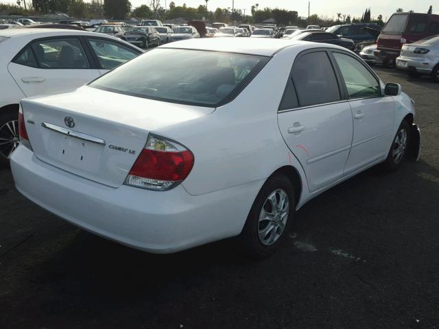 4T1BE32K65U423106 - 2005 TOYOTA CAMRY LE WHITE photo 4