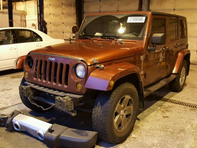 1J4GA59148L552996 - 2008 JEEP WRANGLER U MAROON photo 2