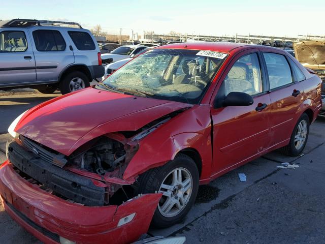 1FAFP34371W124900 - 2001 FORD FOCUS SE RED photo 2