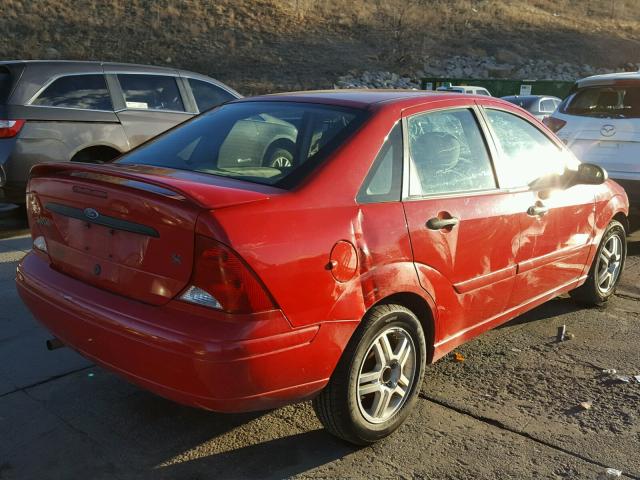 1FAFP34371W124900 - 2001 FORD FOCUS SE RED photo 4