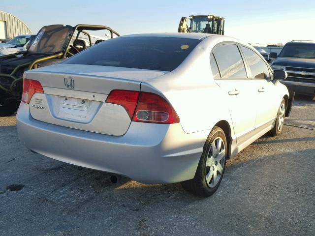 1HGFA16526L152919 - 2006 HONDA CIVIC LX SILVER photo 4