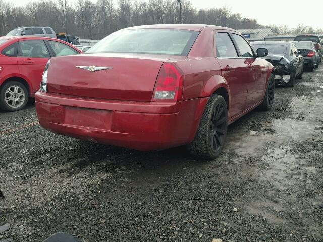 2C3KA43R67H758457 - 2007 CHRYSLER 300 RED photo 4