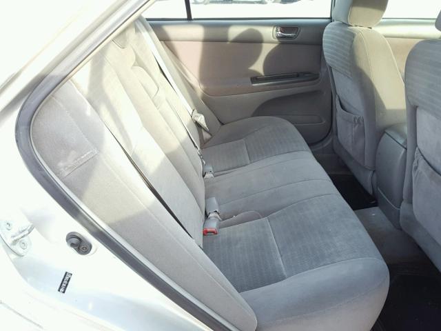 4T1BE32K75U963872 - 2005 TOYOTA CAMRY LE GRAY photo 6