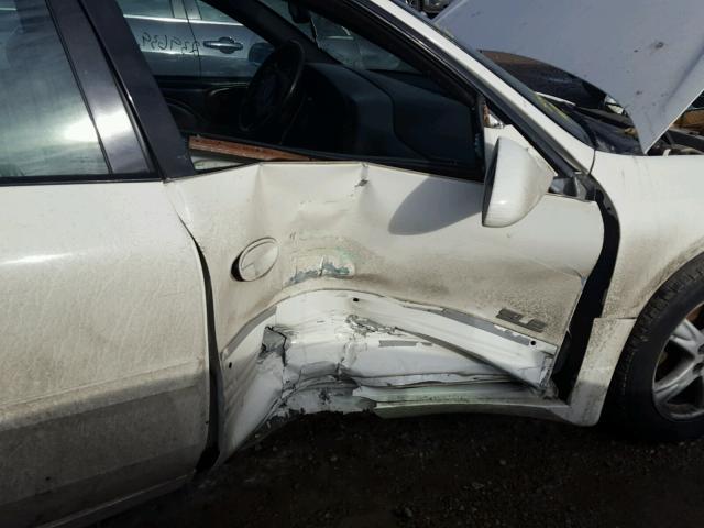 1G2HY54K124163437 - 2002 PONTIAC BONNEVILLE WHITE photo 9