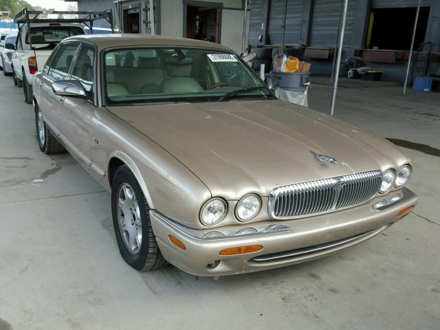 SAJDA24C91LF35802 - 2001 JAGUAR XJ SERIES GOLD photo 1