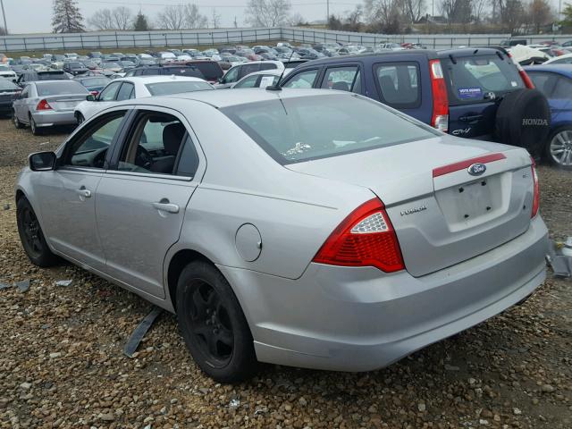 3FAHP0HA5AR428097 - 2010 FORD FUSION SE SILVER photo 3