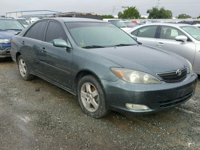 JTDBE32K030147319 - 2003 TOYOTA CAMRY LE GREEN photo 1