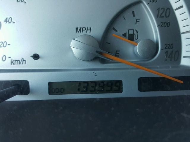 JTDBE32K030147319 - 2003 TOYOTA CAMRY LE GREEN photo 8