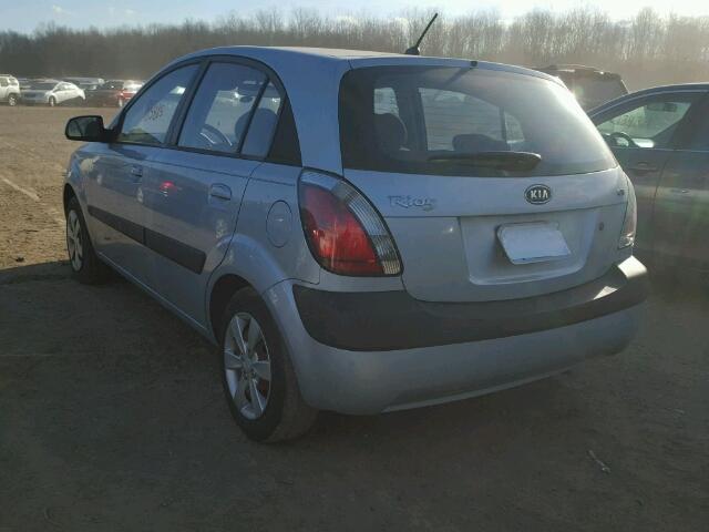 KNADE163986377829 - 2008 KIA RIO 5 SX SILVER photo 3