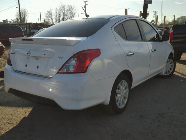 3N1CN7AP5HL869018 - 2017 NISSAN VERSA S WHITE photo 4