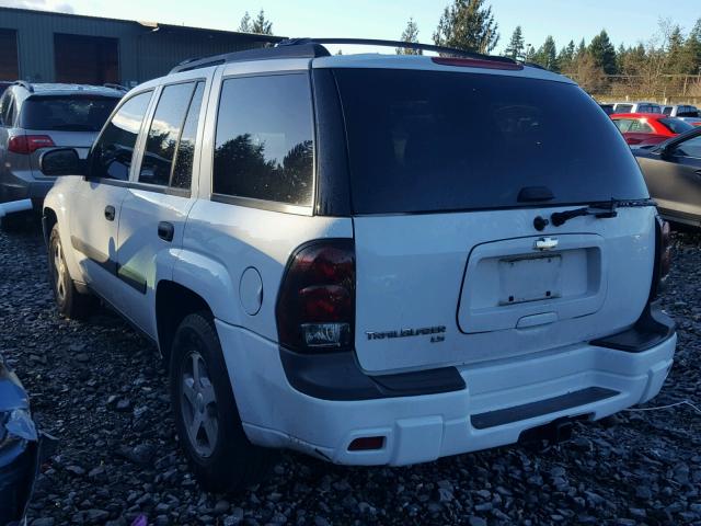 1GNDT13S552251739 - 2005 CHEVROLET TRAILBLAZE WHITE photo 3