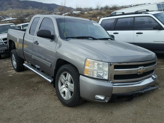 1GCEC19J27Z508314 - 2007 CHEVROLET SILVERADO SILVER photo 1