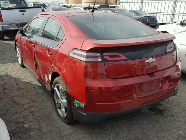 1G1RH6E45DU106689 - 2013 CHEVROLET VOLT MAROON photo 3