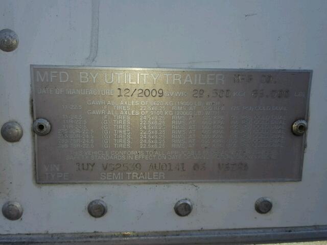 1UYVS2539AU014103 - 2010 UTILITY UNKNOWN SILVER photo 10