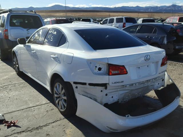 JTHCK262562007713 - 2006 LEXUS IS 250 WHITE photo 3