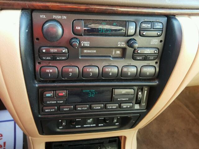 1LNLM97V8VY632322 - 1997 LINCOLN CONTINENTA GOLD photo 9