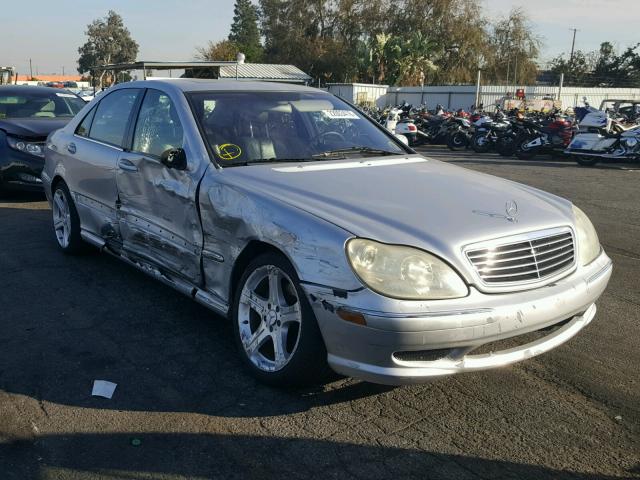 WDBNG70J1YA026033 - 2000 MERCEDES-BENZ S 430 SILVER photo 1