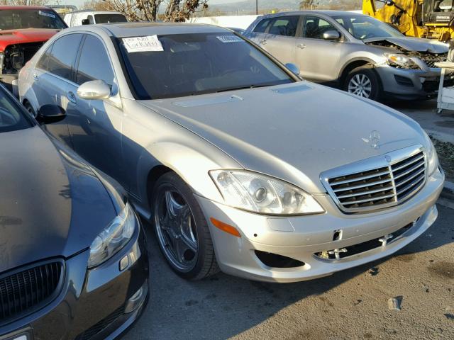 WDDNG71X27A054626 - 2007 MERCEDES-BENZ S 550 SILVER photo 1