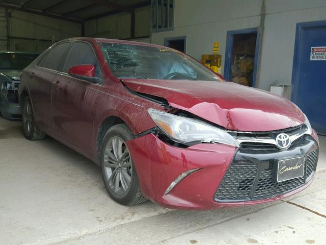 4T1BF1FK0FU935103 - 2015 TOYOTA CAMRY LE RED photo 1