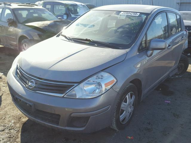 3N1BC1CP2CK229200 - 2012 NISSAN VERSA S GRAY photo 2