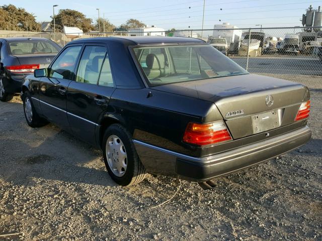 WDBEA34E3NB835398 - 1992 MERCEDES-BENZ 400 E BLACK photo 3