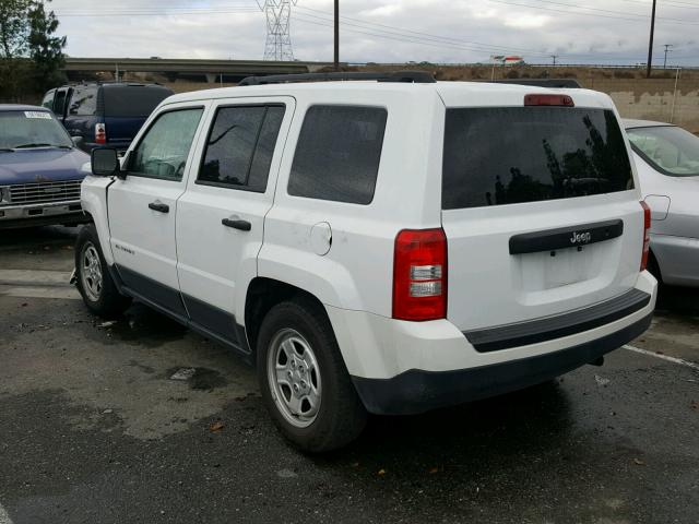 1C4NJPBBXED849644 - 2014 JEEP PATRIOT SP WHITE photo 3