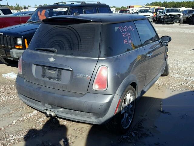 WMWRE33516TL22278 - 2006 MINI COOPER S BLACK photo 4