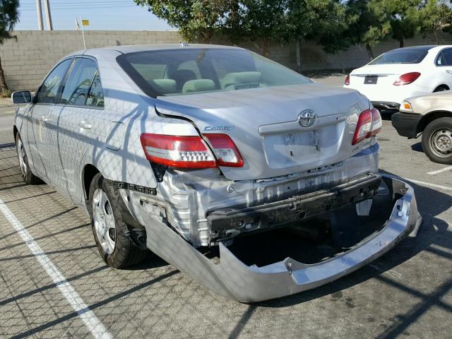 4T1BF3EK1AU005023 - 2010 TOYOTA CAMRY BASE SILVER photo 3