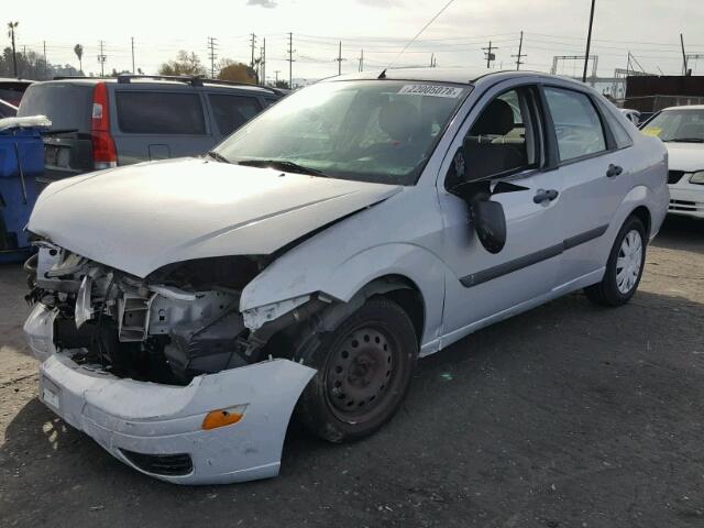 1FAFP34N07W312412 - 2007 FORD FOCUS ZX4 SILVER photo 2