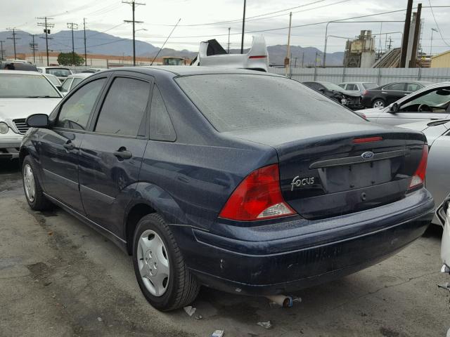 1FAFP33P92W172369 - 2002 FORD FOCUS LX BLUE photo 3