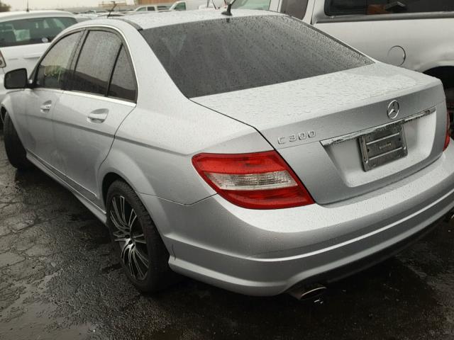 WDDGF54X88R023928 - 2008 MERCEDES-BENZ C 300 SILVER photo 3