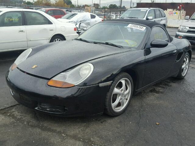 WP0CA2981XU629591 - 1999 PORSCHE BOXSTER BLACK photo 2