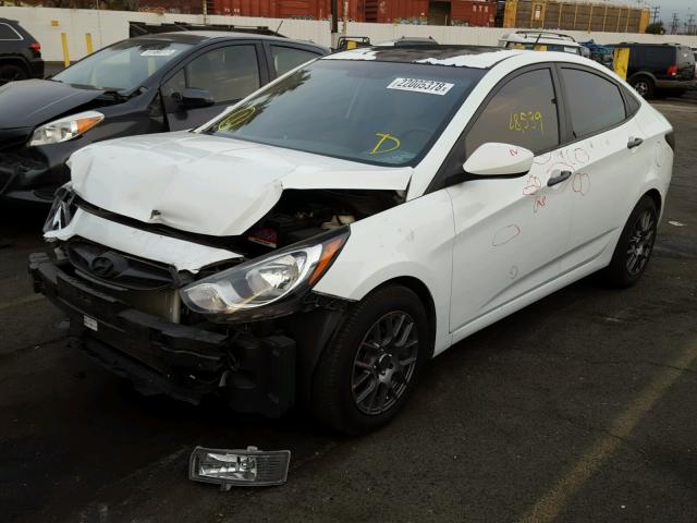 KMHCT4AE3DU543391 - 2013 HYUNDAI ACCENT GLS WHITE photo 2