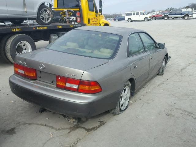 JT8BF28G4W5032724 - 1998 LEXUS ES 300 TAN photo 4