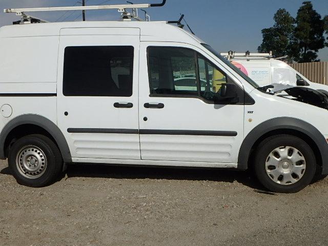 NM0LS6BN2DT156576 - 2013 FORD TRANSIT CO WHITE photo 9